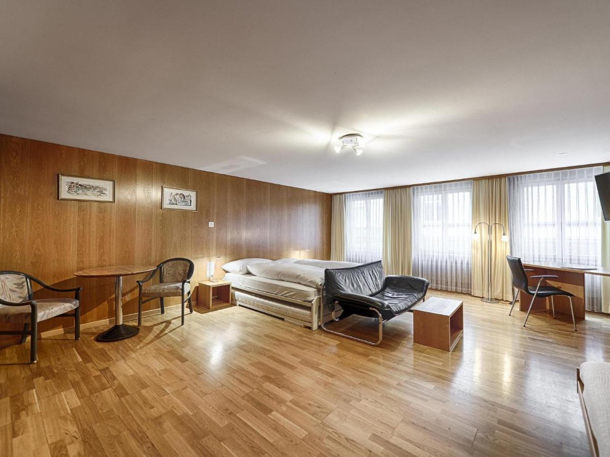Hotel Weisses Kreuz St. Gallen Room photo
